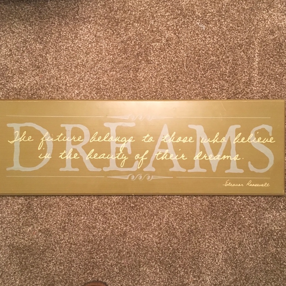 Moss Green Wooden Sign Eleanor Roosevelt Quote